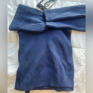 NWT Matching Navy Blue Scarf, Hat, and Fingerless Glove Set